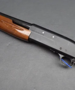 Manufrance, Vorderschaftrepetierflinte, Kaliber. 12/70, Holzschaft, gebraucht, gut