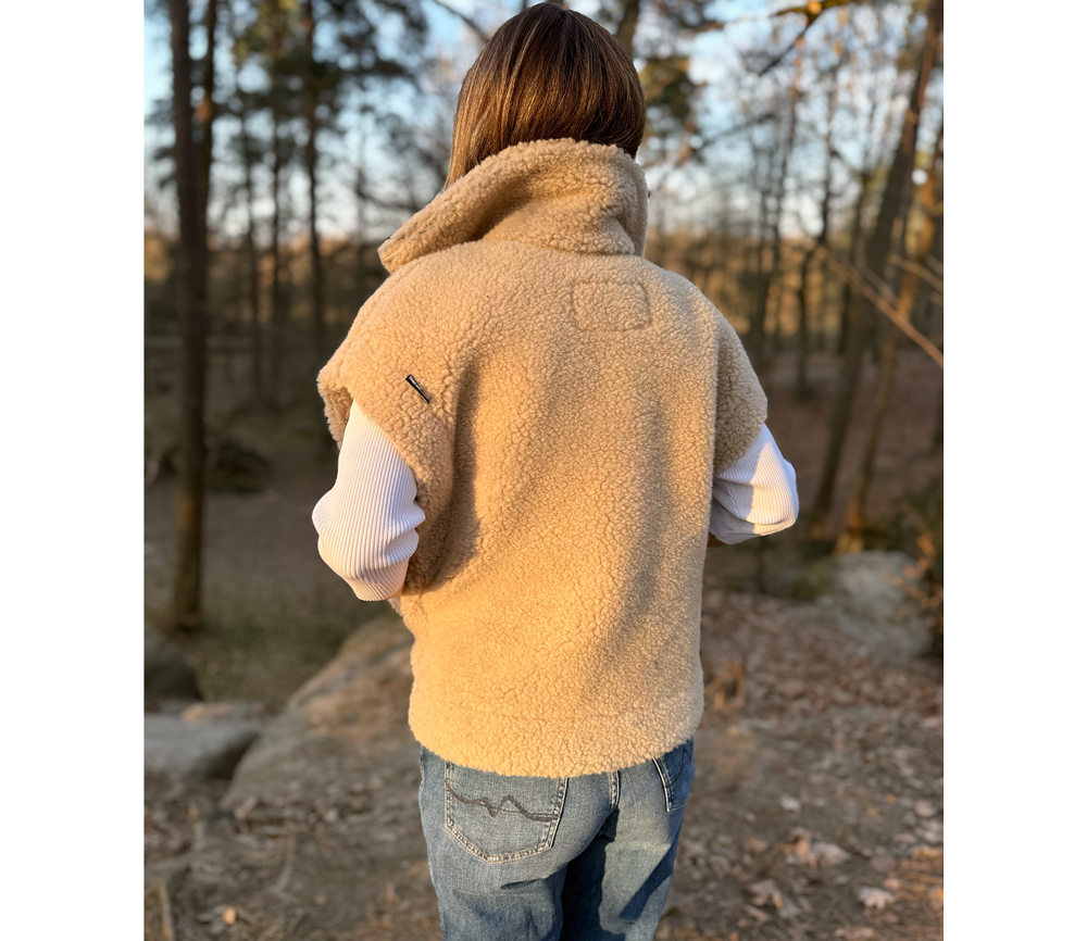 Alwero – Weste „HEL“ Adult, Beige, Biowolle Ultra Light – Bild 5