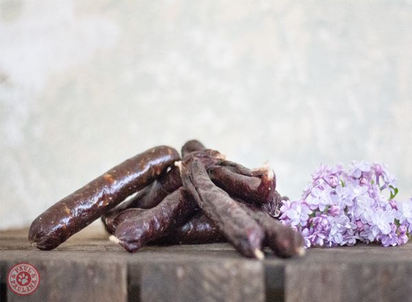 Paul & Paulina Wellness-Würstl mit Kräutern und Gemüse (Muskelfleisch vom Rind Karotten, Fenchel, Basilikum, Kamillenblüten, Zucchini, Hagebutte, Bockshornklee)