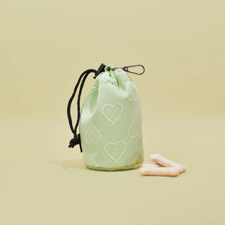 Leckerlibeutel mit Kordelzug (matcha, Herzchen) – Bild 2