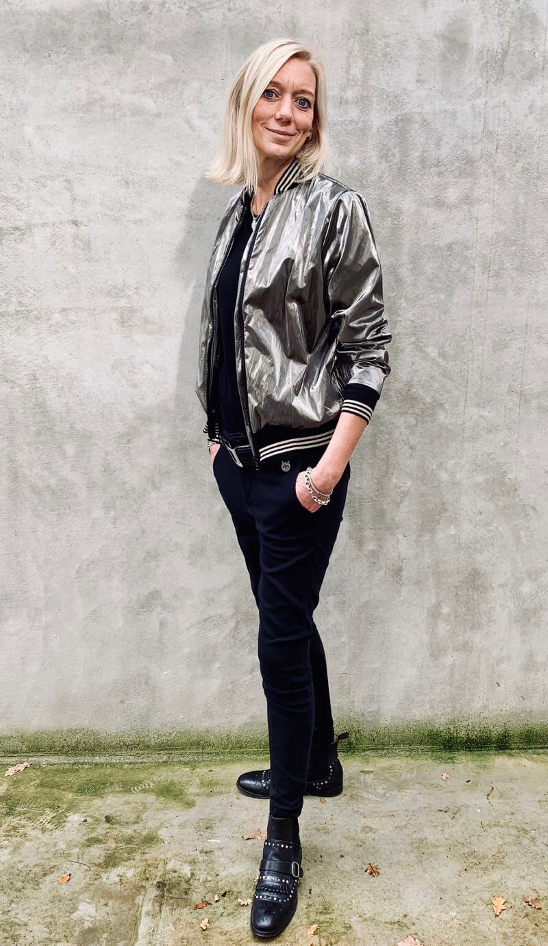 Kunstleder, leicht fallend, Knitteroptik – Silber – Bild 7