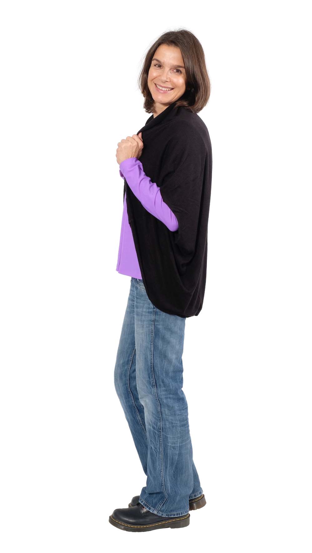 Strickstoff leicht fallend, Schwarz – Viskosestrick – Bild 5