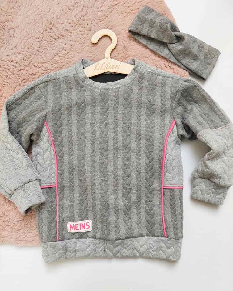 Dehnbarer Strickstoff mit Zopfmuster, Grau – Bild 4