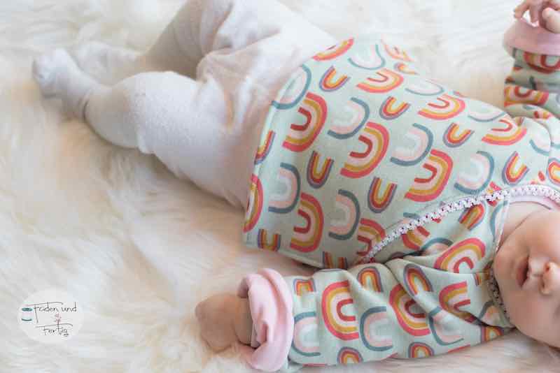 French Terry, Sweatshirtstoff, bunte Regenbogen auf Mint – Bild 5