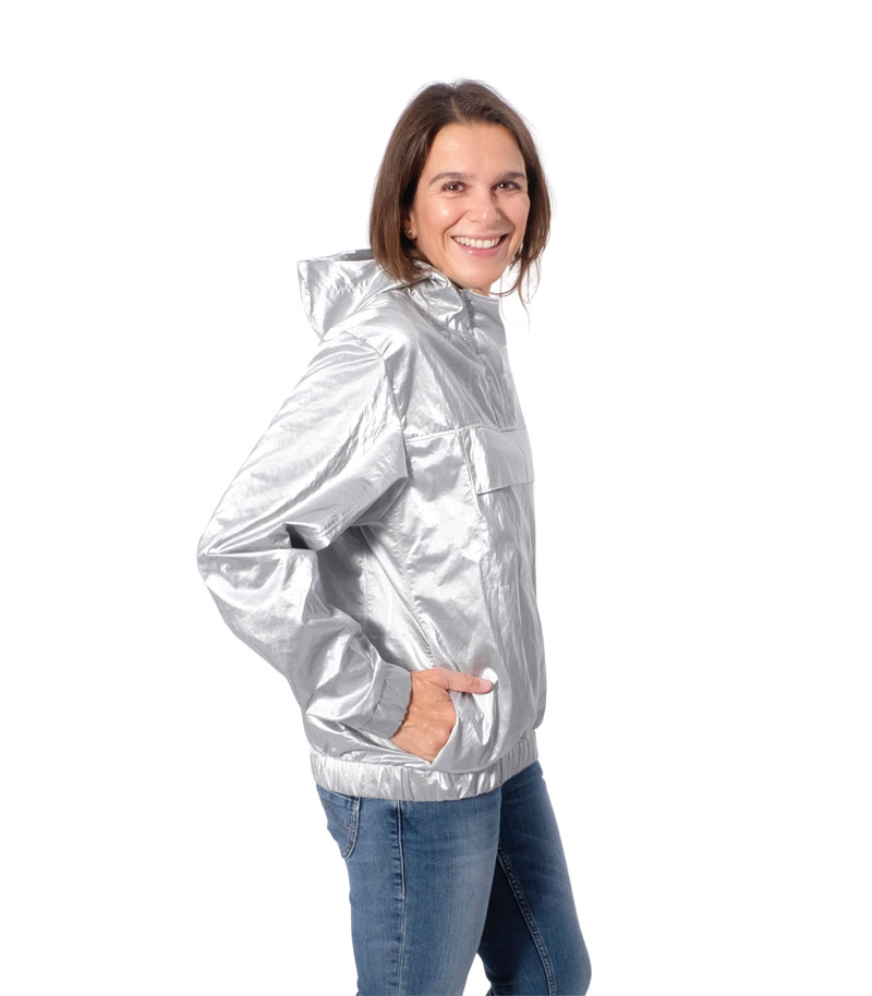 Kunstleder, leicht fallend, Knitteroptik – Silber – Bild 3