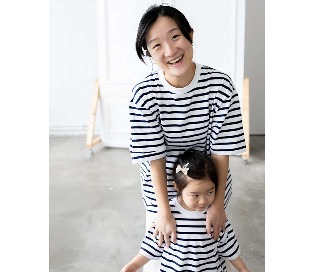 Atelier Rive – T-Shirt COLETTE Mini, white/navy, Biowolle – Bild 7