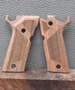 Beretta 92 XI, MAK-Grips, Modell Walnuss Fischschuppen, Befestigung seitlich, Neuware zum Sonderpreis!