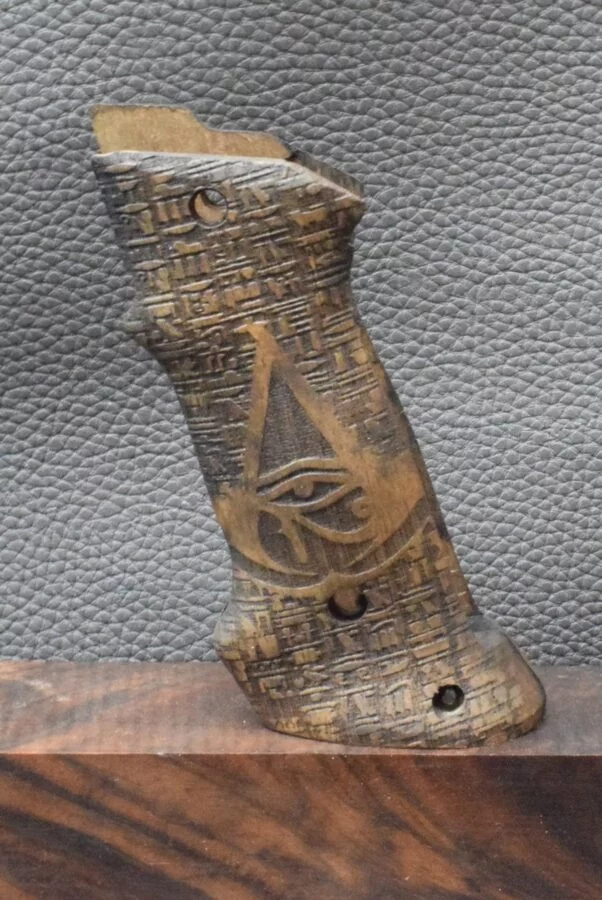 Colt 1911, Targetgriff, Walnuss, Logo allsehendes Auge, Neuware, Zum Sonderpreis ! – Bild 4