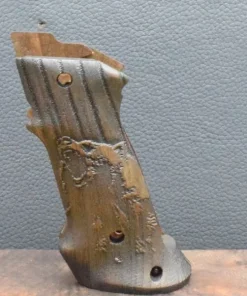 Colt 1911, Targetgriff, Ausführung 13, Bär,  Nußbaum