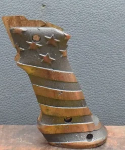 Colt 1911, Targetgriff, Ausführung 28,Stars&Stripes, Nußbaum