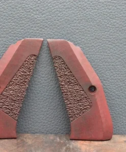 Brünner CZ Shadow 2, Ausführung 17, teilpunziert, rötlich, Nussbaum