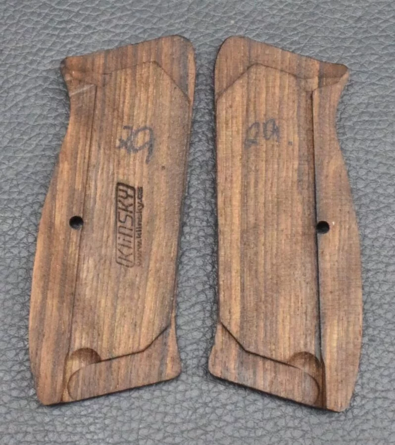 Brünner CZ 75/85 Holzgriffschalen, glatt, Neuware – Bild 4