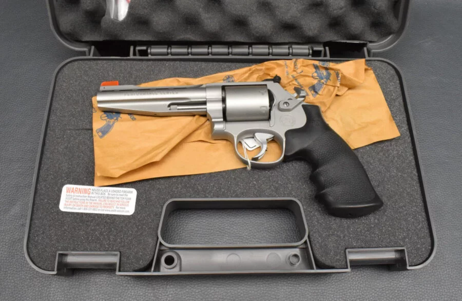 Smith & Wesson 686 Plus, Performance Center 5“, Kaliber 357 Magnum, 7-Schuss, Neuware – Bild 3