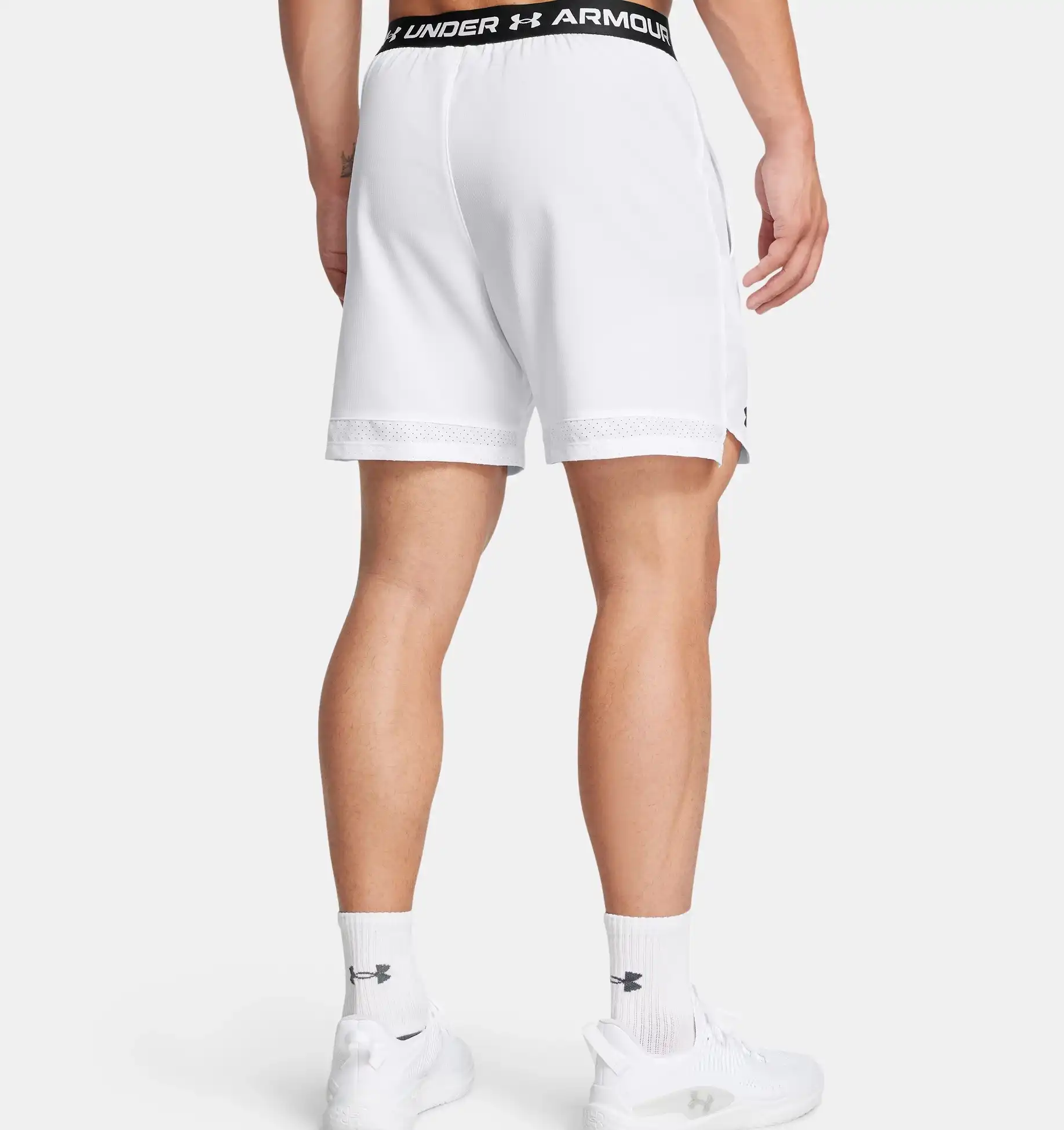 UA Vanish Woven 6in Shorts-WHT – Bild 5